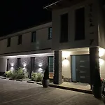 게스트하우스 Villa7 Balaton 4*