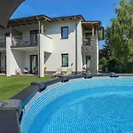 게스트하우스 Villa7 Balaton 4*