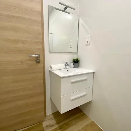 Villa7 Balaton Pensjonat