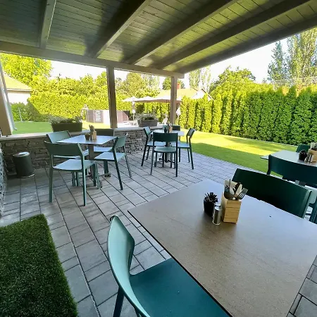 Villa7 Balaton Affittacamere 4*