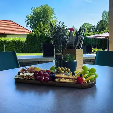 Villa7 Balaton بيت ضيافة