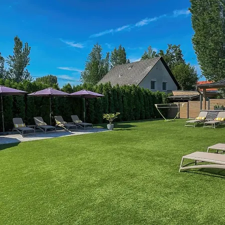 بيت ضيافة Villa7 Balaton Alsóörs