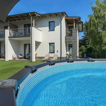 بيت ضيافة Villa7 Balaton 4*