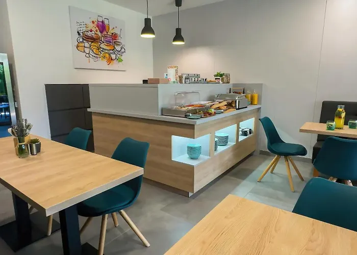 Villa7 Balaton 招待所 Alsóörs