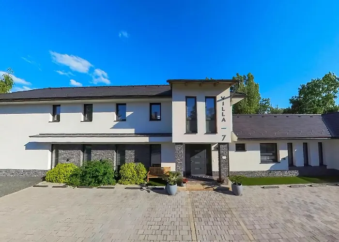 Villa7 Balaton Vendégház 4*
